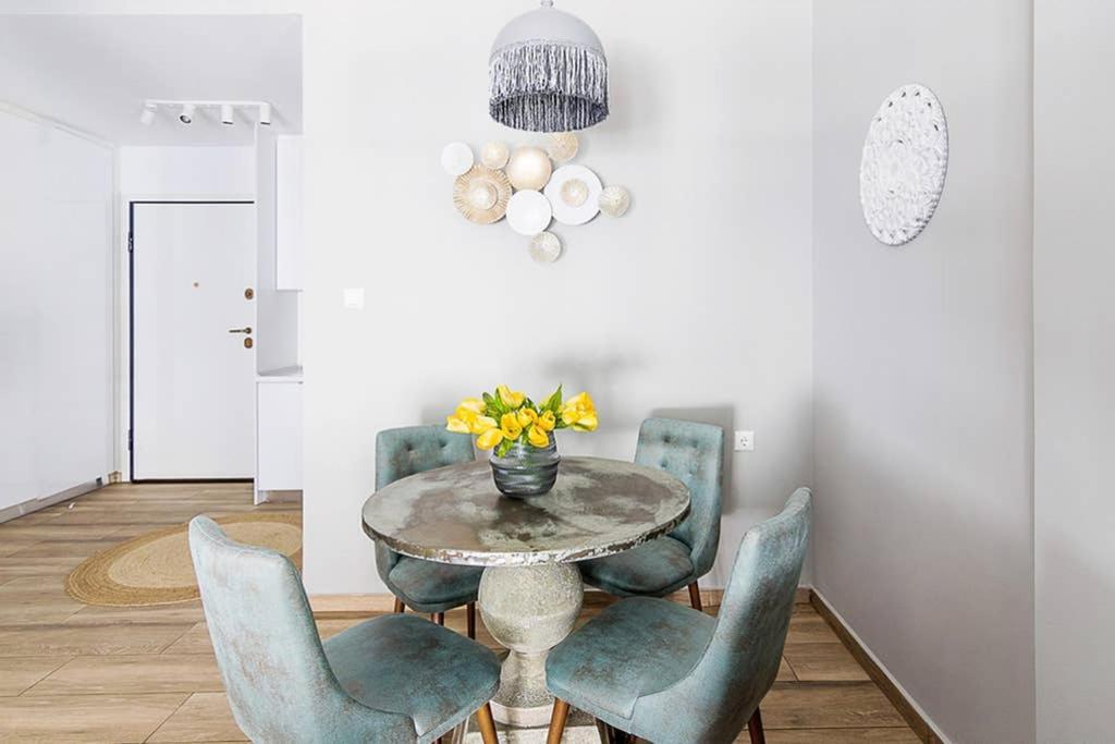 Bright Apartment For 6 Ppl In Athens Ngoại thất bức ảnh
