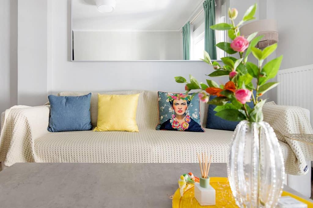 Bright Apartment For 6 Ppl In Athens Ngoại thất bức ảnh
